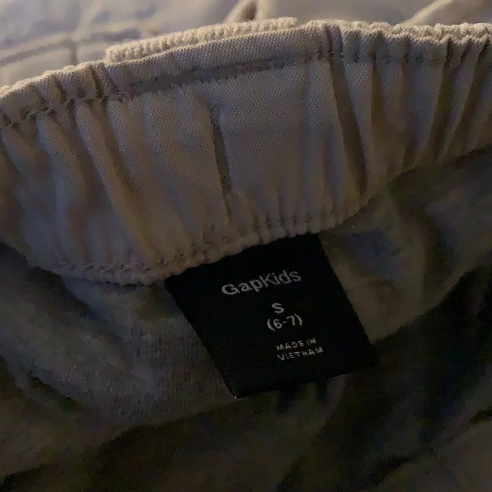 Gap kids small khaki cargo warm lined Casual kids pants tan